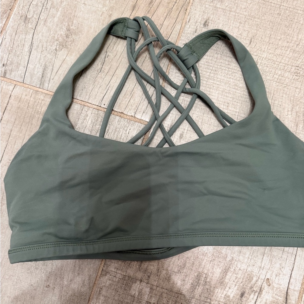 Lululemon bra